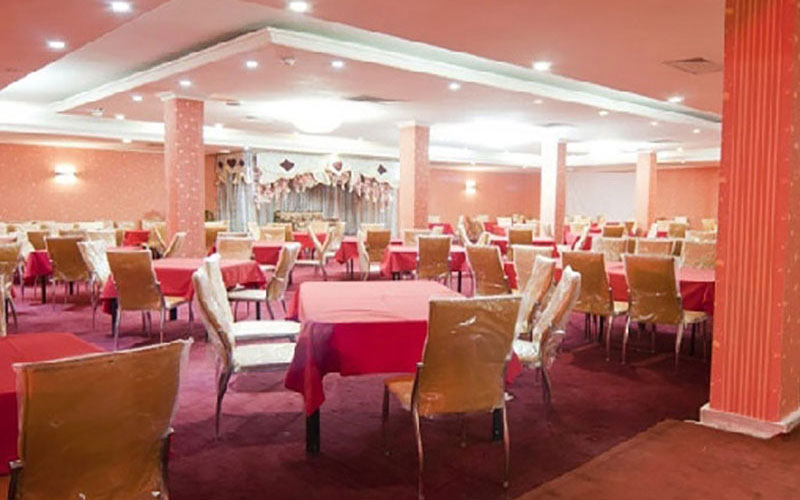 رستوران هتل استقلال زاهدان