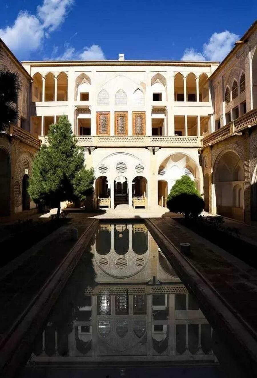 بهترین-جاذبه-های-تاریخی-زاهدان